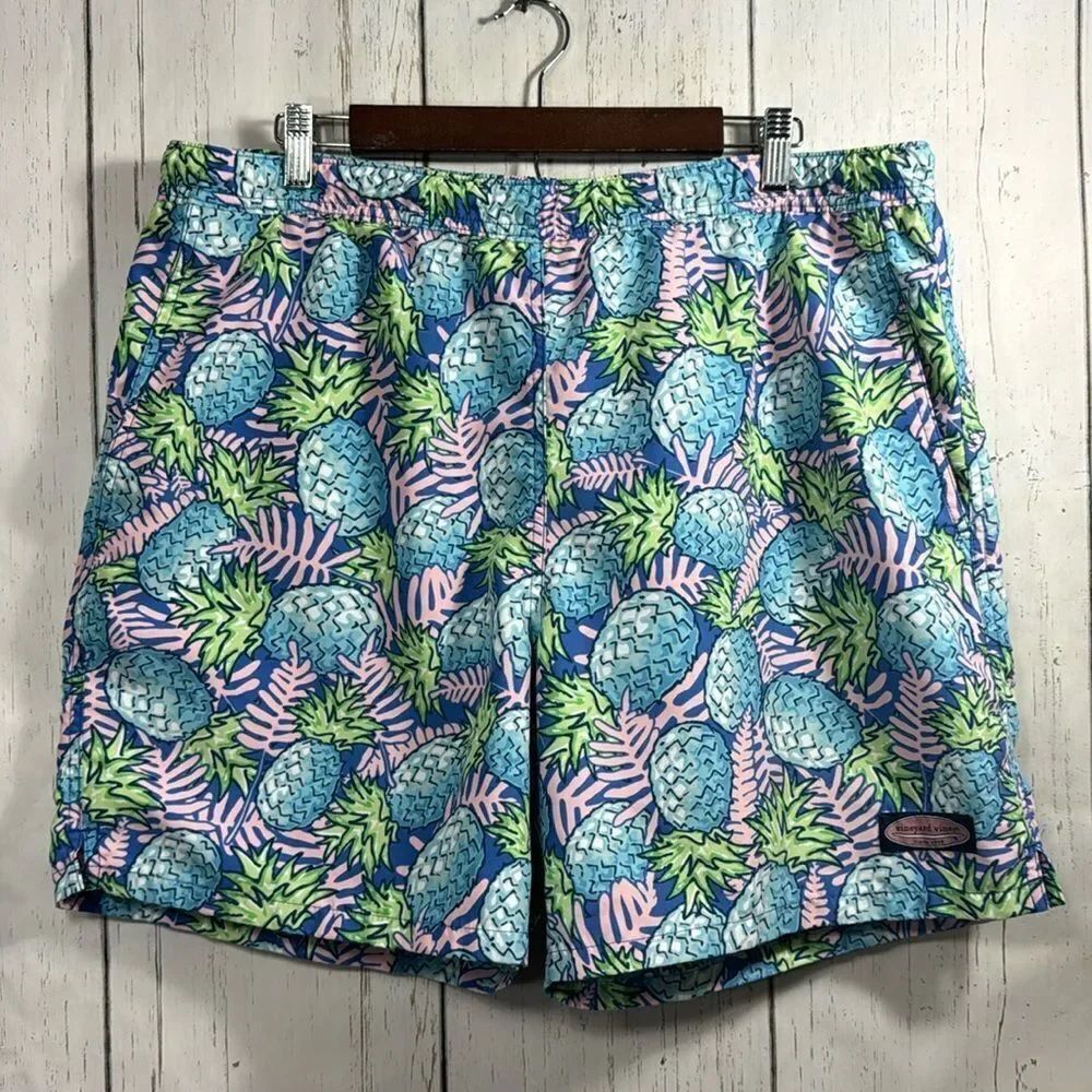 Vineyard Vines Pineapple Print Swim Trunks Shorts Blue Pink Tropical Resort L